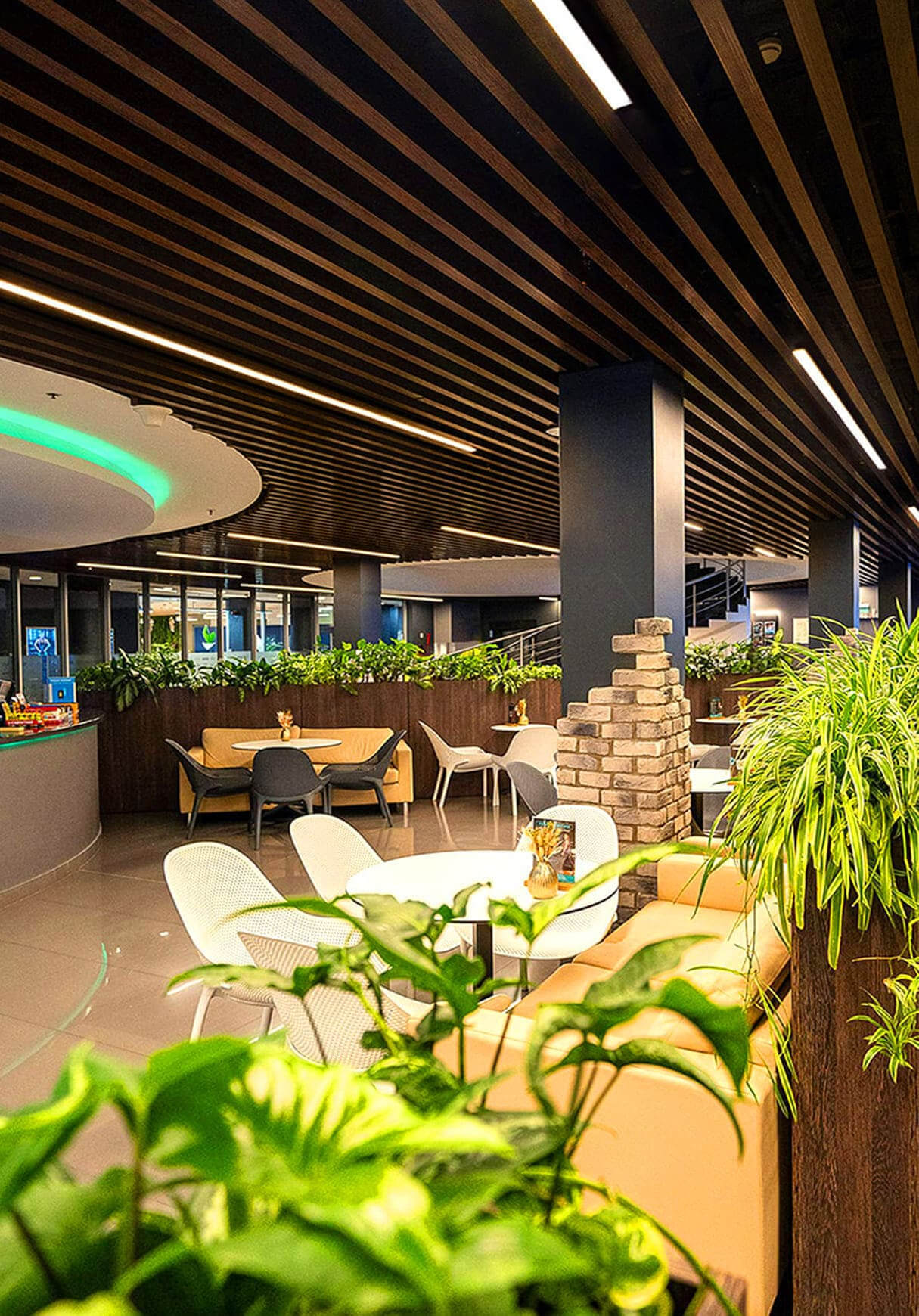 Многофункциональный центр Мореон